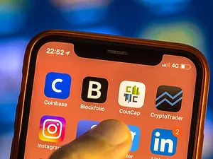 Blockchain Is Here to Stay — But Can It Cut the Cord With Cryptocurrencies?