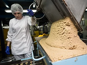 Will Consumers Pay for Responsible Supply Chains?