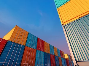 To Cope With High Tariffs on Chinese Goods, Importers Need to Act Now