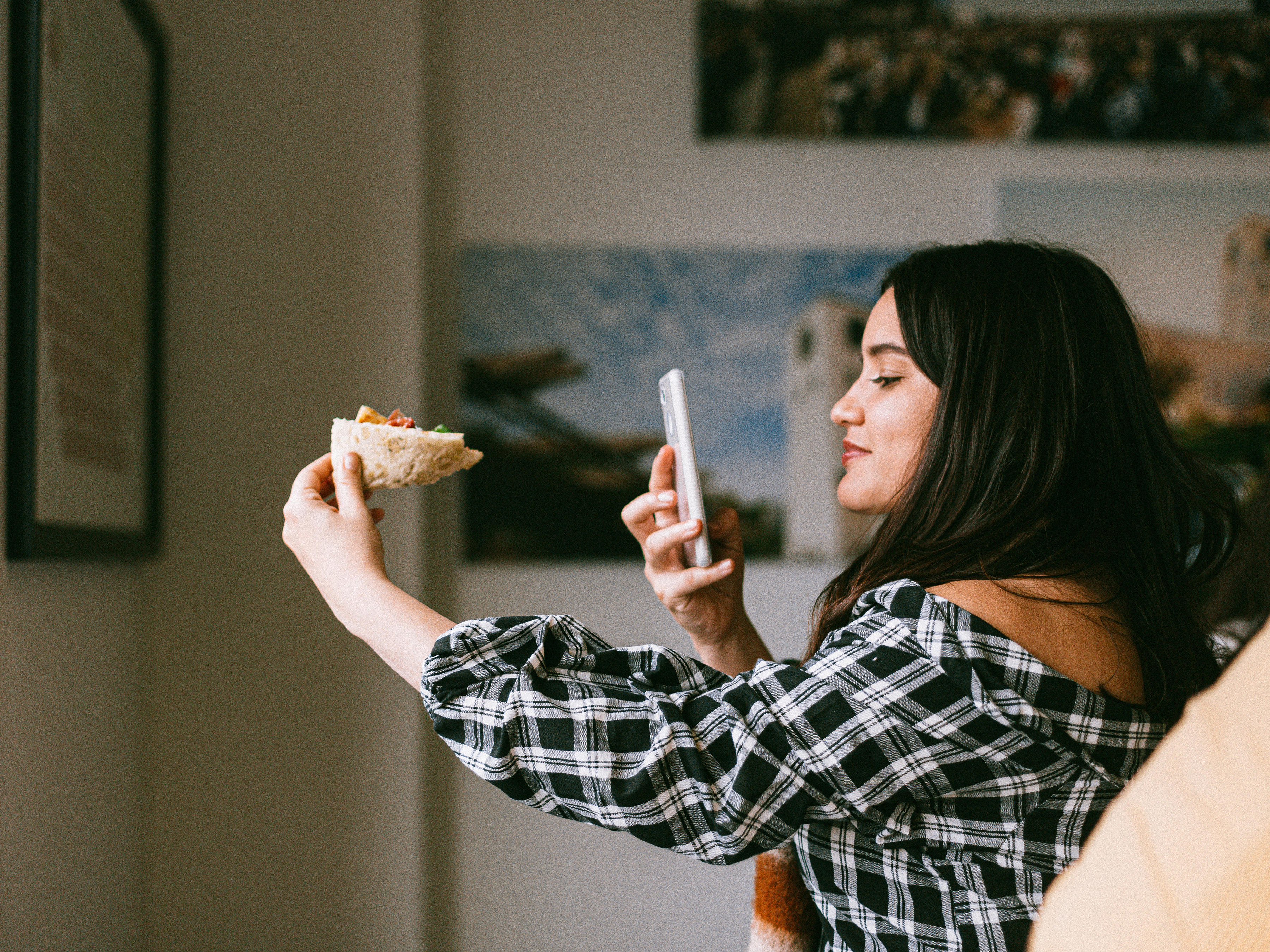 This Holiday Season, Hug Your Brand Tight