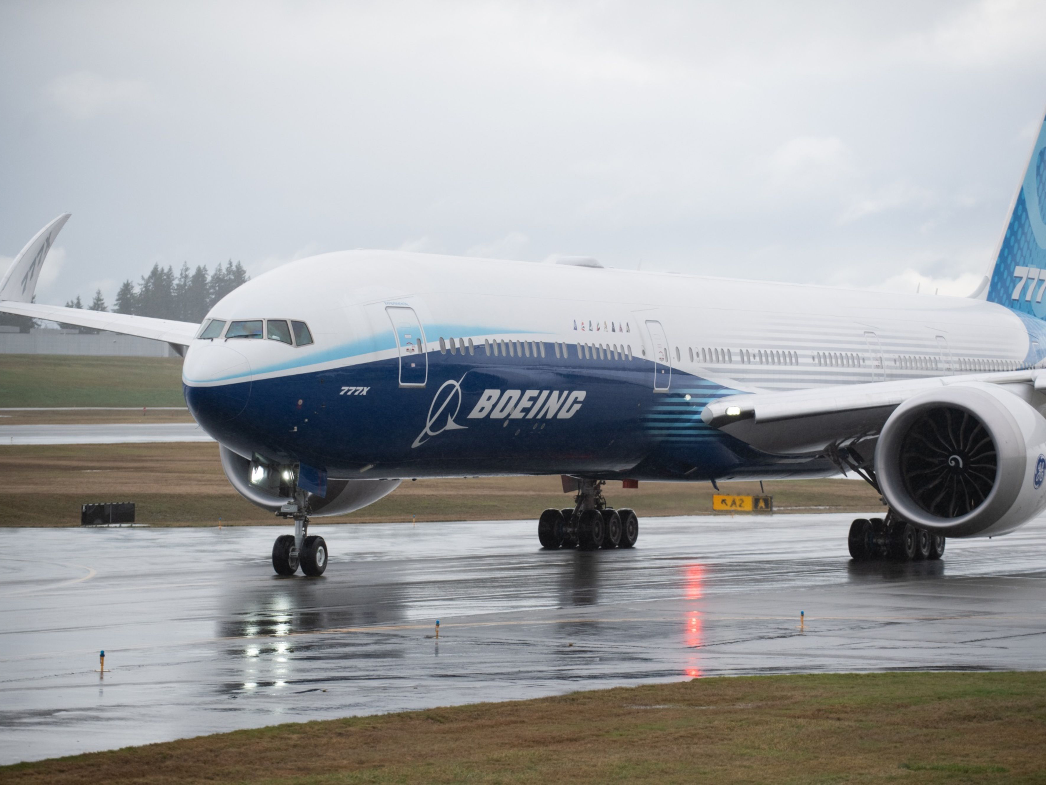 Boeing Co. 777X airplane