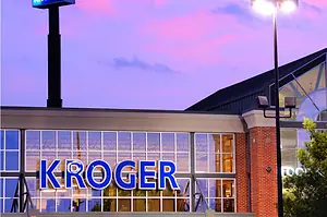 A KROGER RETAIL STOREFRONT AT SUNSET