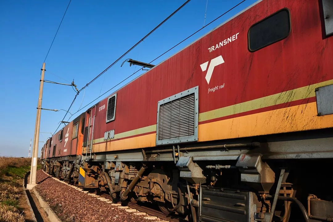 A TRANSNET TRAIN ON RAILS