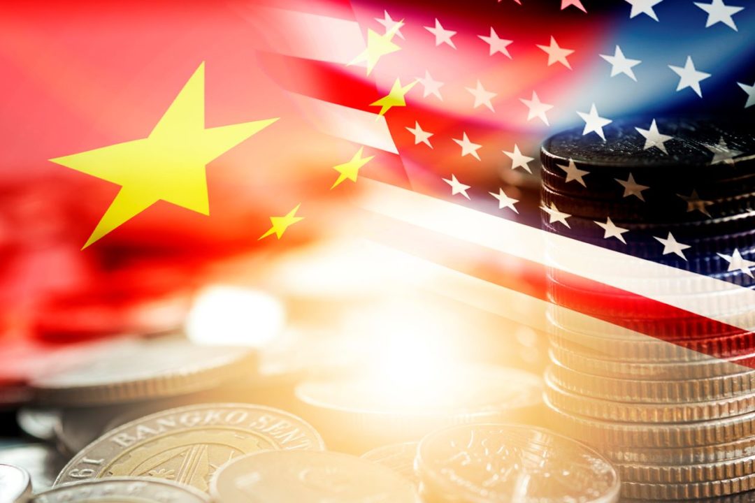 IMAGE OF CHINA AND US FLAGS WITH GOLD COINS