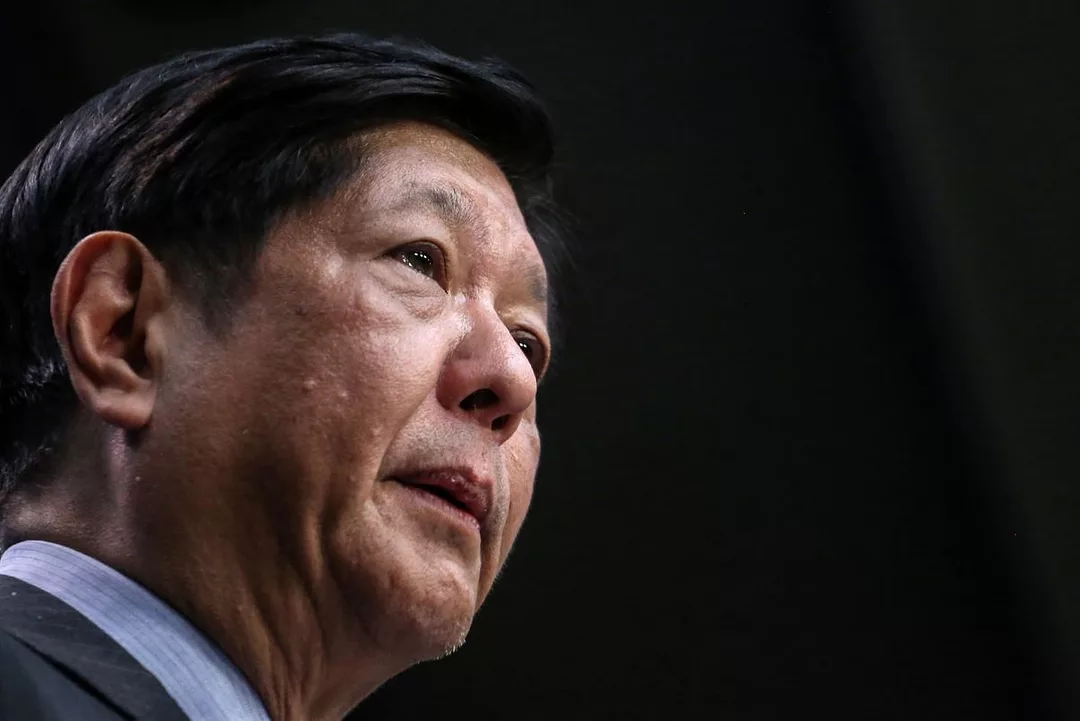CLOSE-UP PHOTO OF A MIDDLE-AGED MAN IN A JACKET AND SHIRT