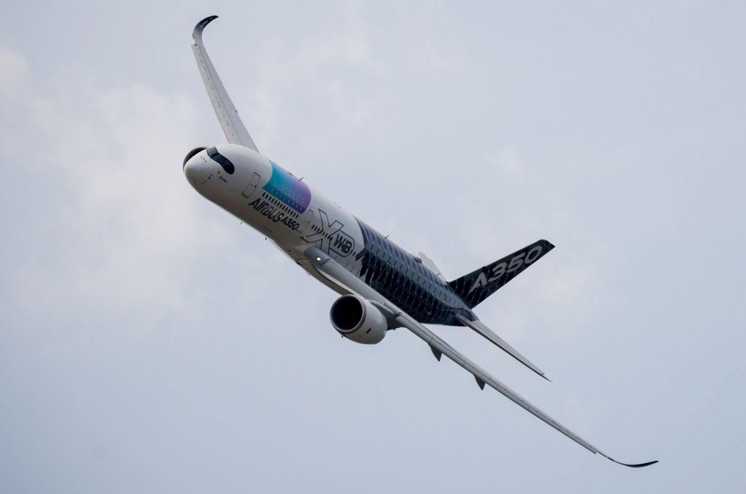 Airbus a350 bloomberg