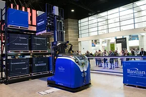 ROBOTIC PRODUCT MOVING EQUIPMENT ON SHOW ON A TRADE CONFERENCE FLOOR