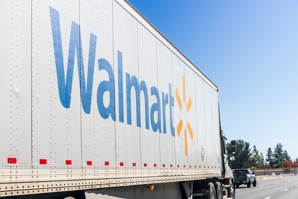 Walmart shipping truck istock  sundry photography  1303238201