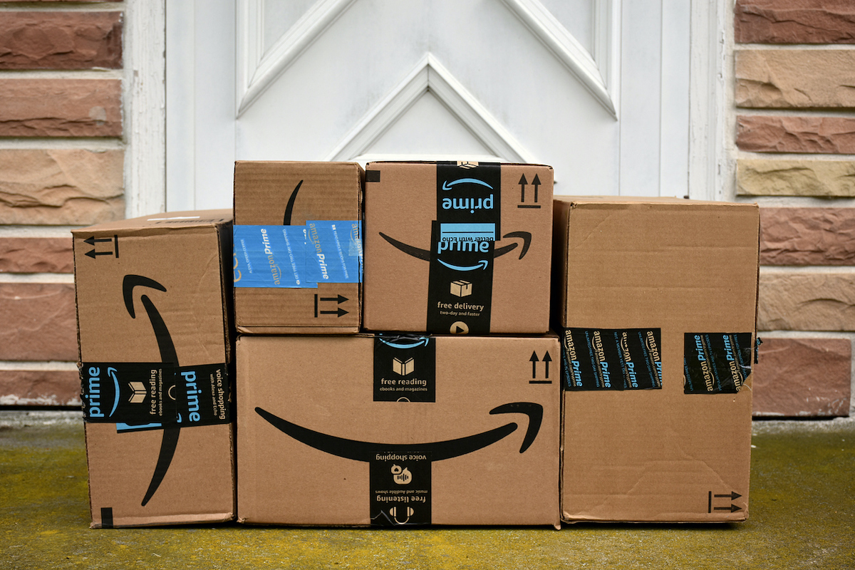 Amazon box boxes istock  julie clopper  679693512