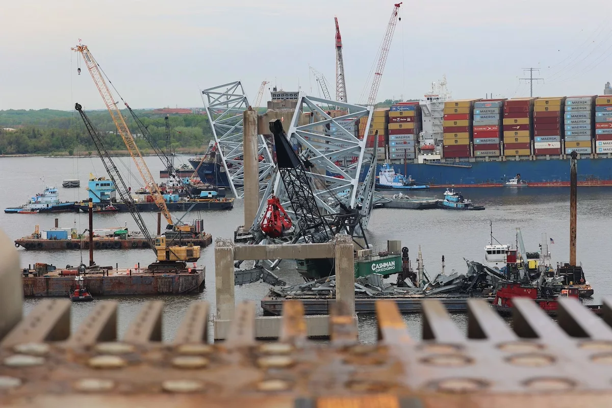 Baltimore bridge wreckage us army corps engineers ok to use240417 a hd728 1346