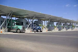 Trucks stopped at the Canadian border