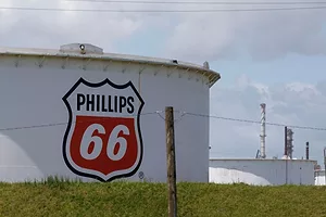 AN OIL STORAGE TANK BEARS THE RED, WHITE AND BLACK INSIGNIA OF PHILLIPS 66