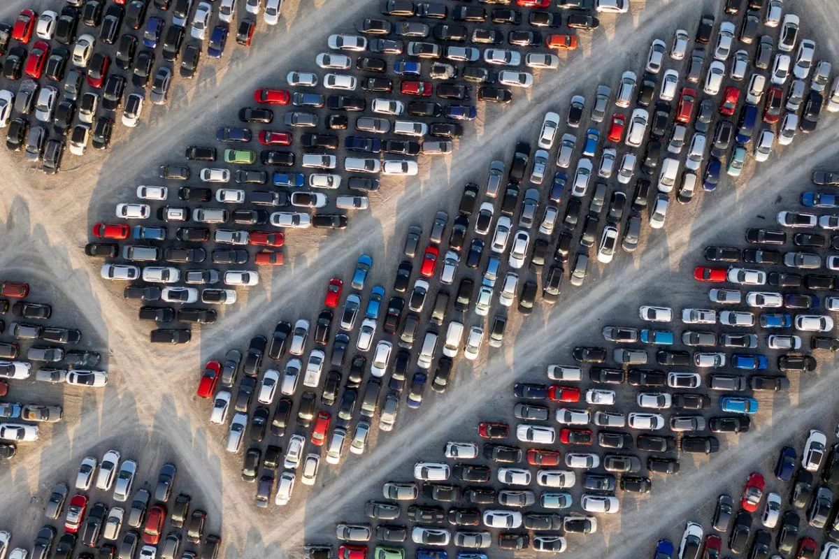 Car storage automobile stockpile istock john lamb 2227528174