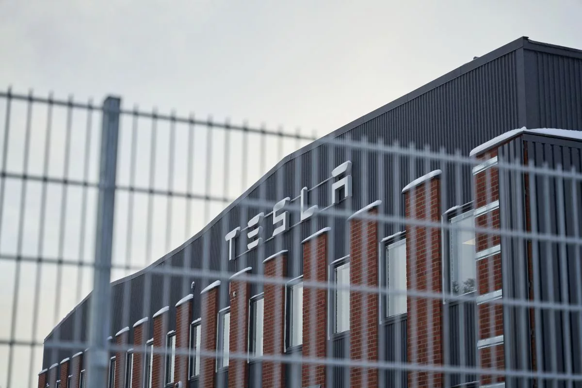 If metall sweden tesla bloomberg