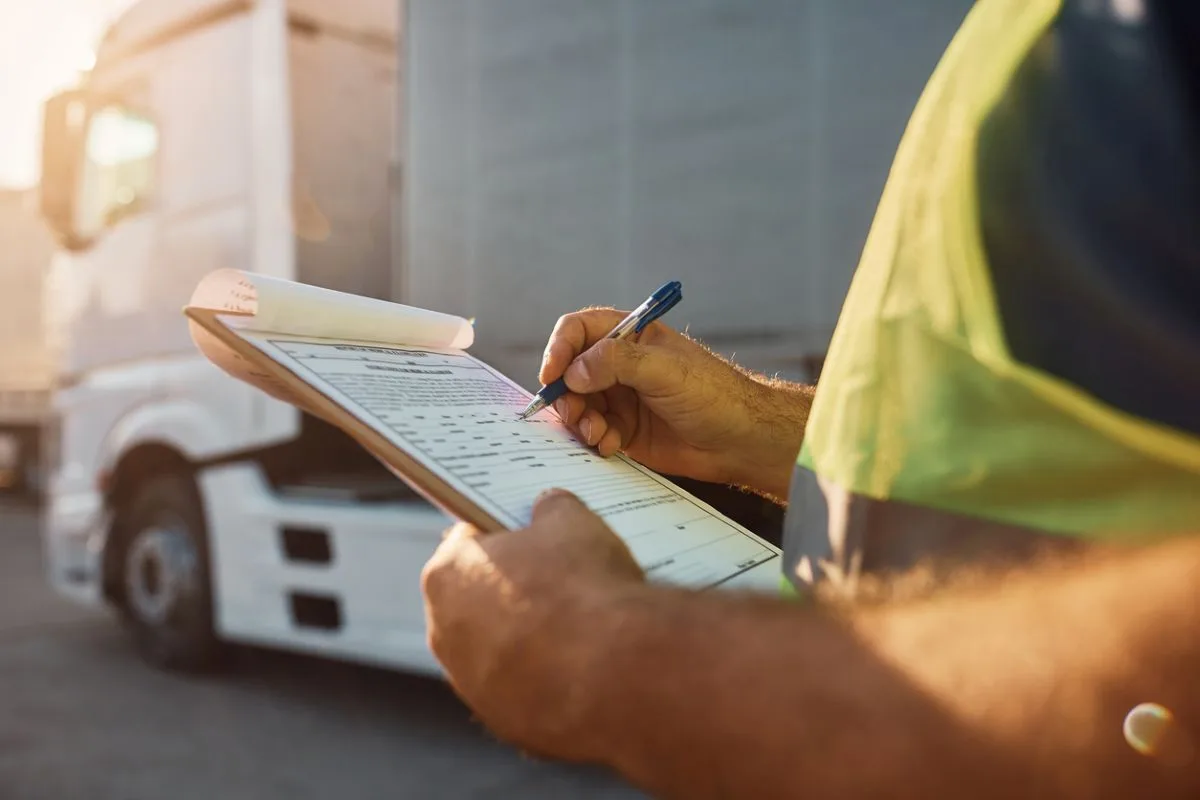 Freight document dispatcher fraud istock drazen zigic 1412674316