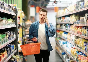 081017 grocerystoresareadapting