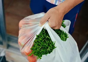 092717 walmartistestinggrocery